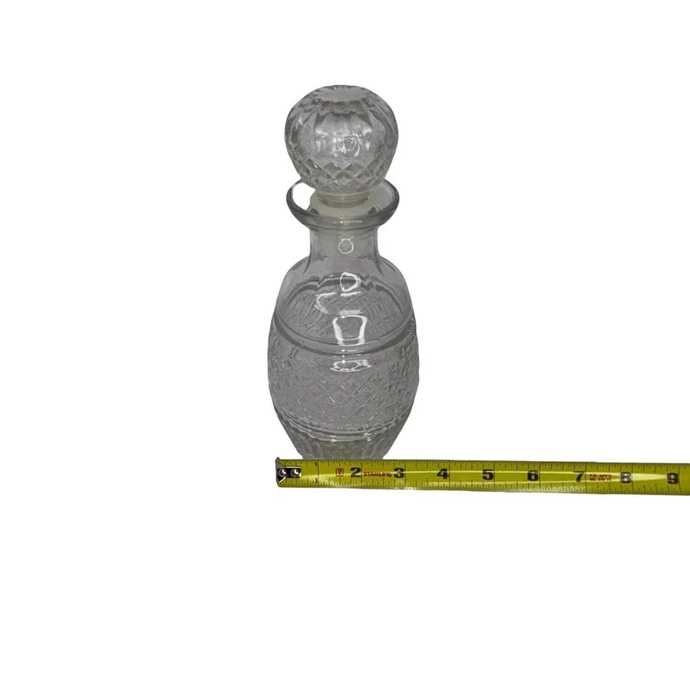 Vintage Clear Glass Decanter w Stopper‎ Diamond Cut Pattern Small Barware 8.5